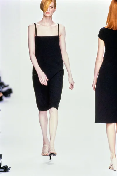 Look 11